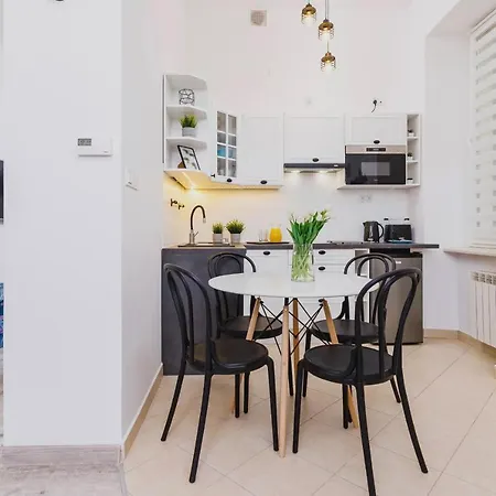 Apartment Zamenhofa By Renters *